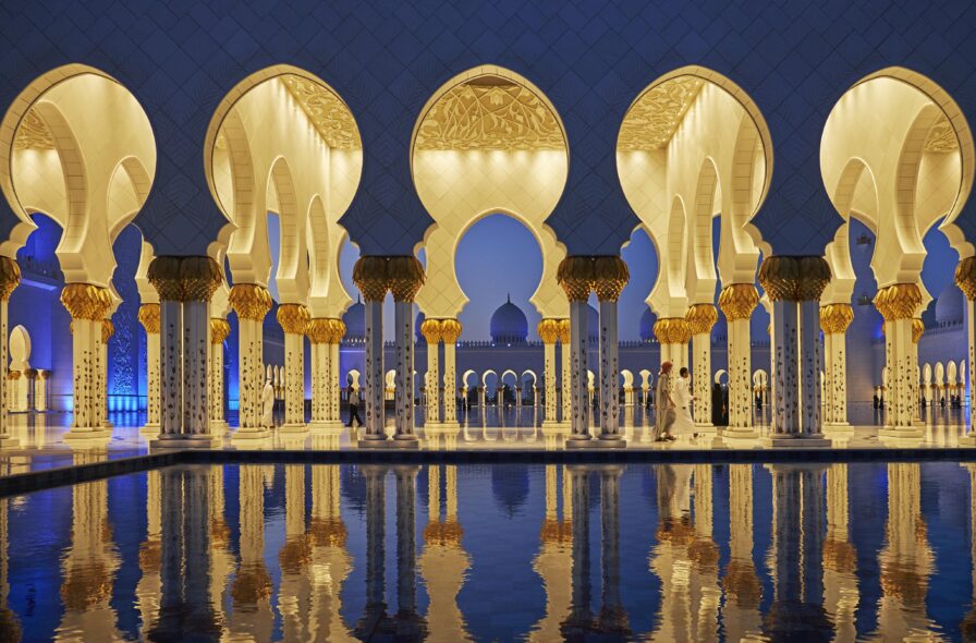 Abu Dhabi Sheik Zayed Grand Mosque architecture