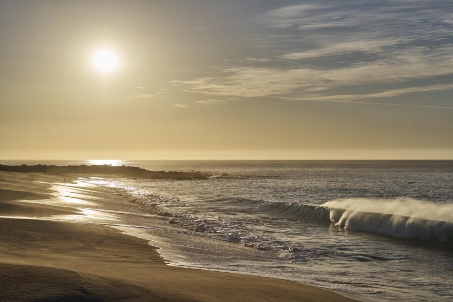 Cabo Del Sol coast in late afternoon