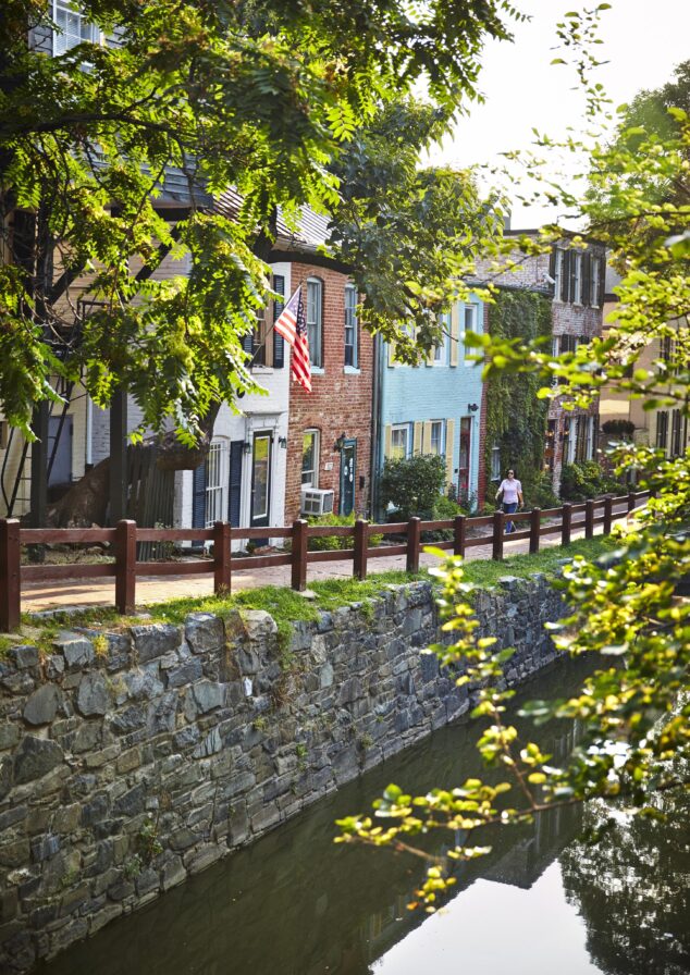 destination-vacation-city-travel