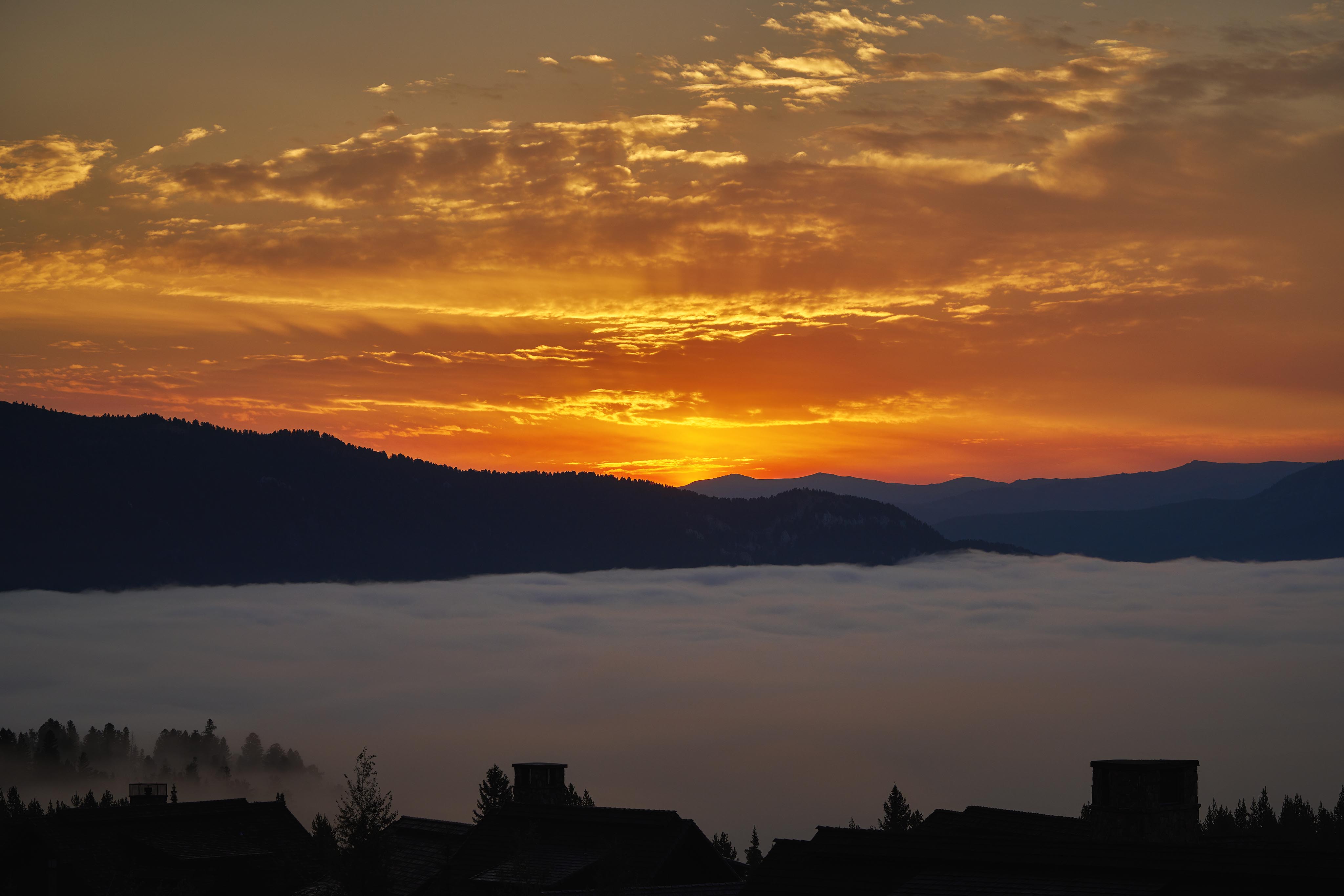 mountain view montana at sunset