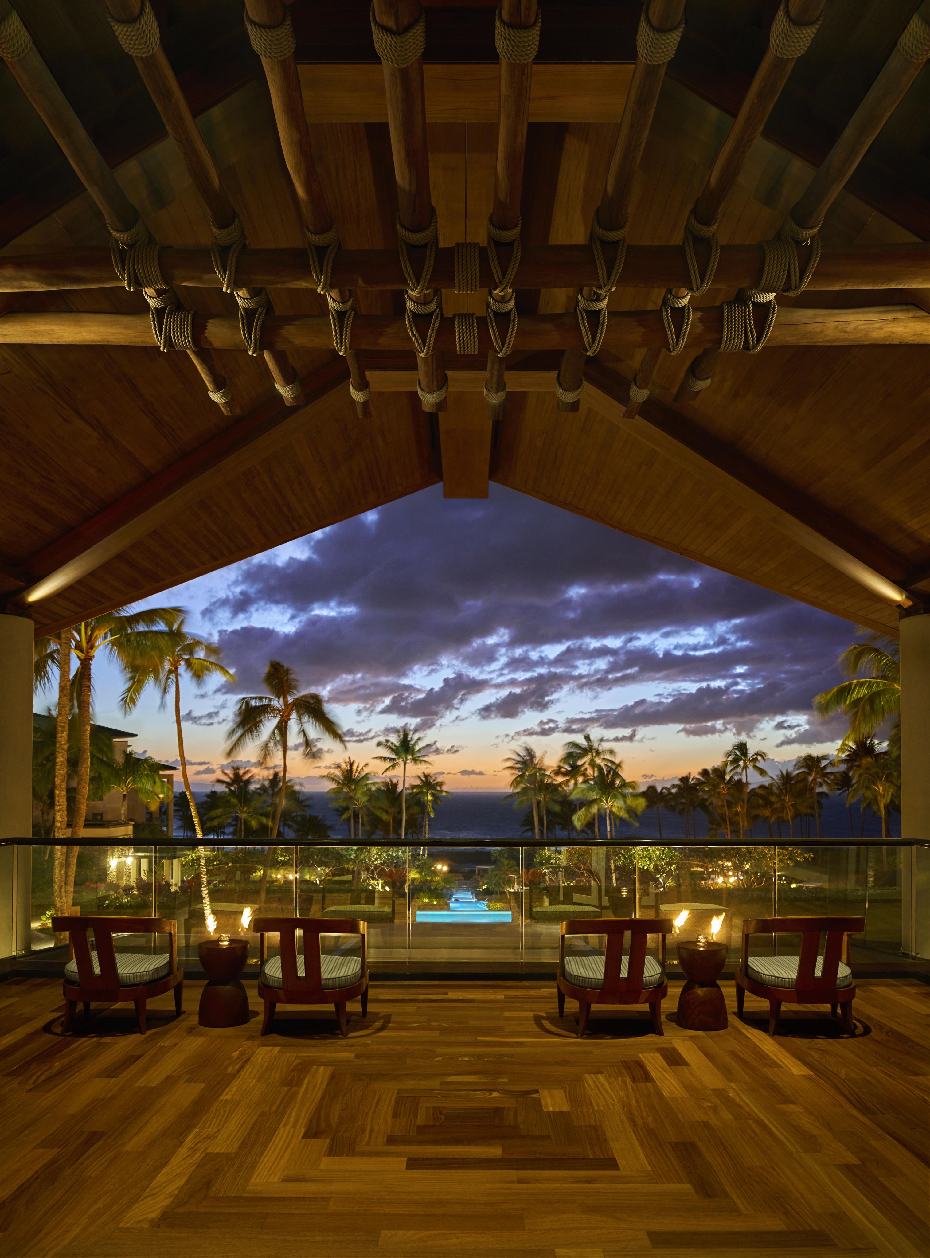 exterior-commercial-travel