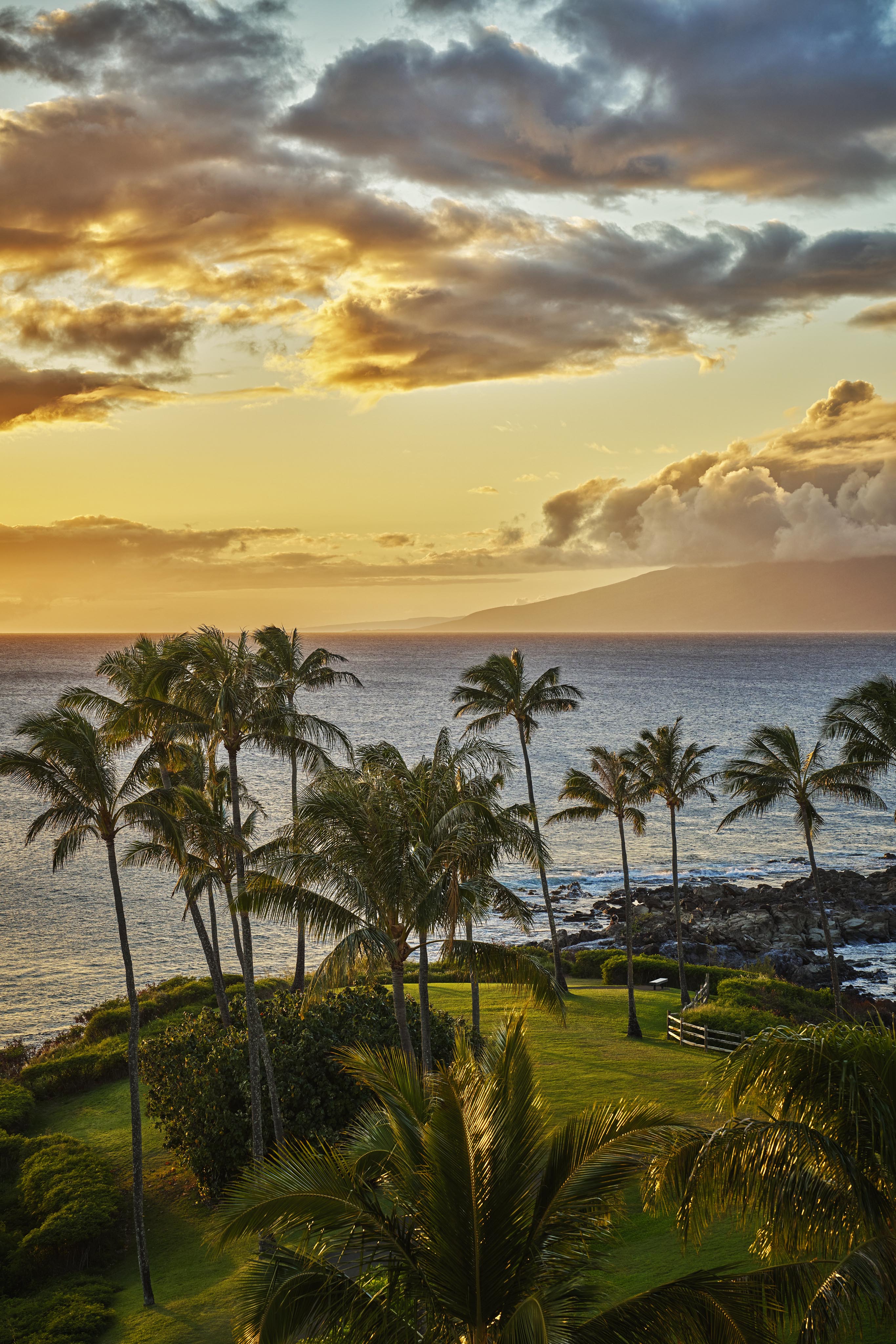 traveler-hawaii-exclusive