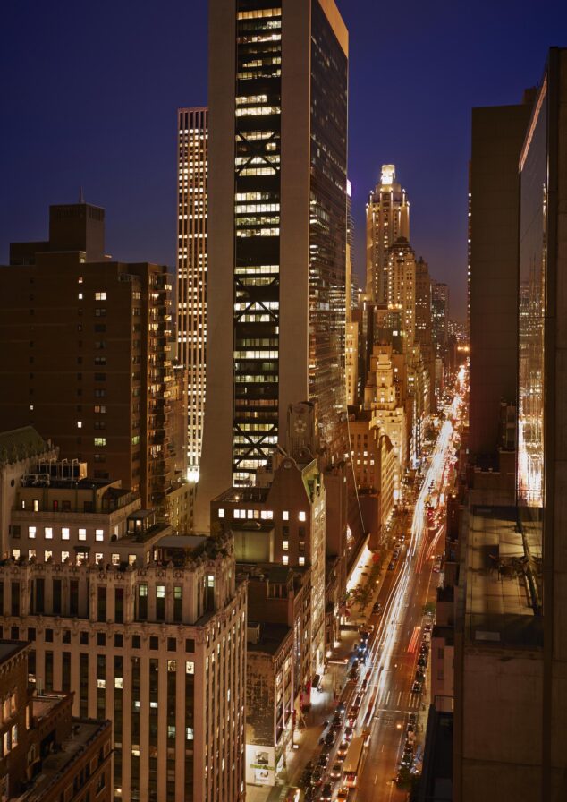 traveler-manhattan-photography-elite