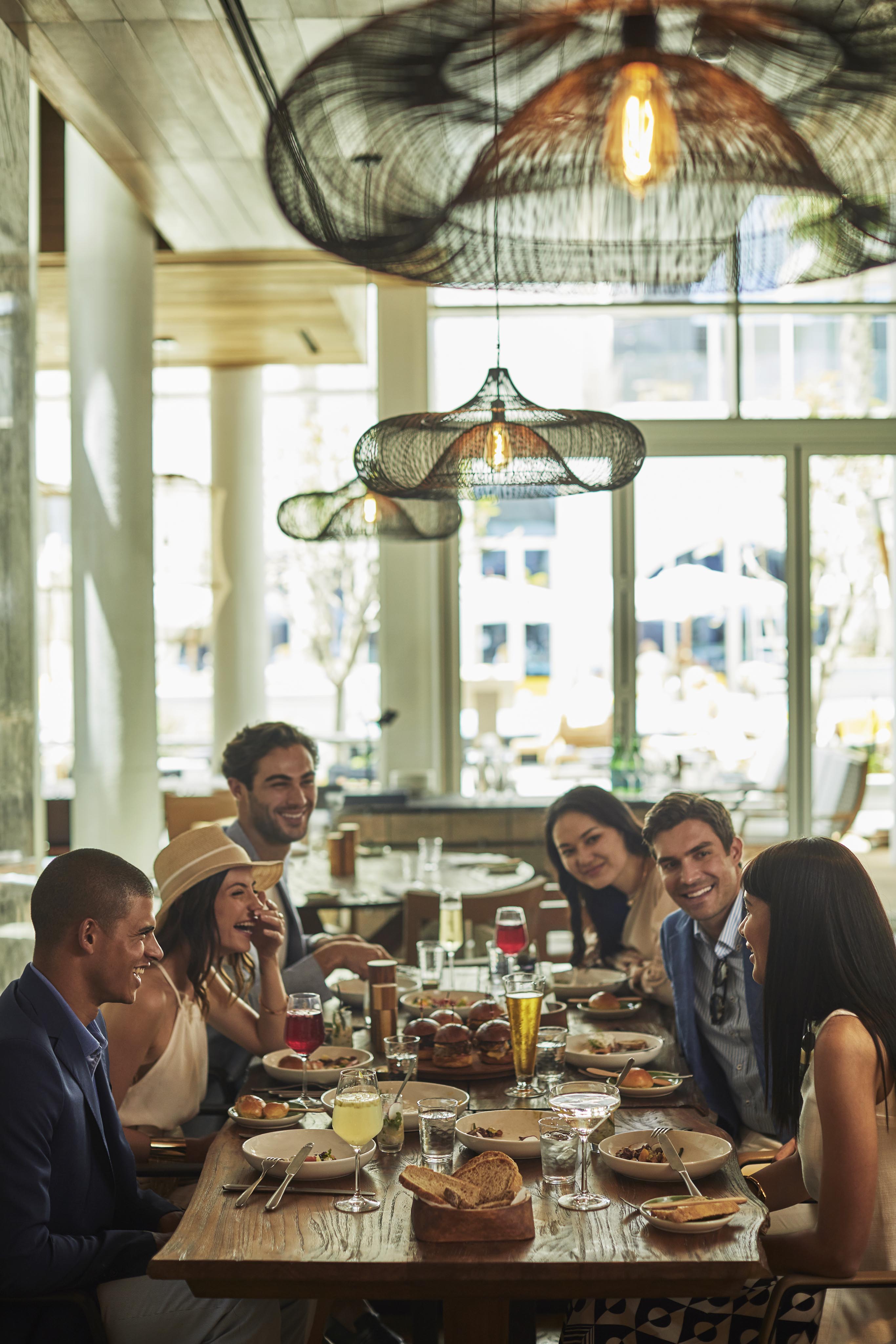 Group fine dining luxury hotel Palm Jumeirah